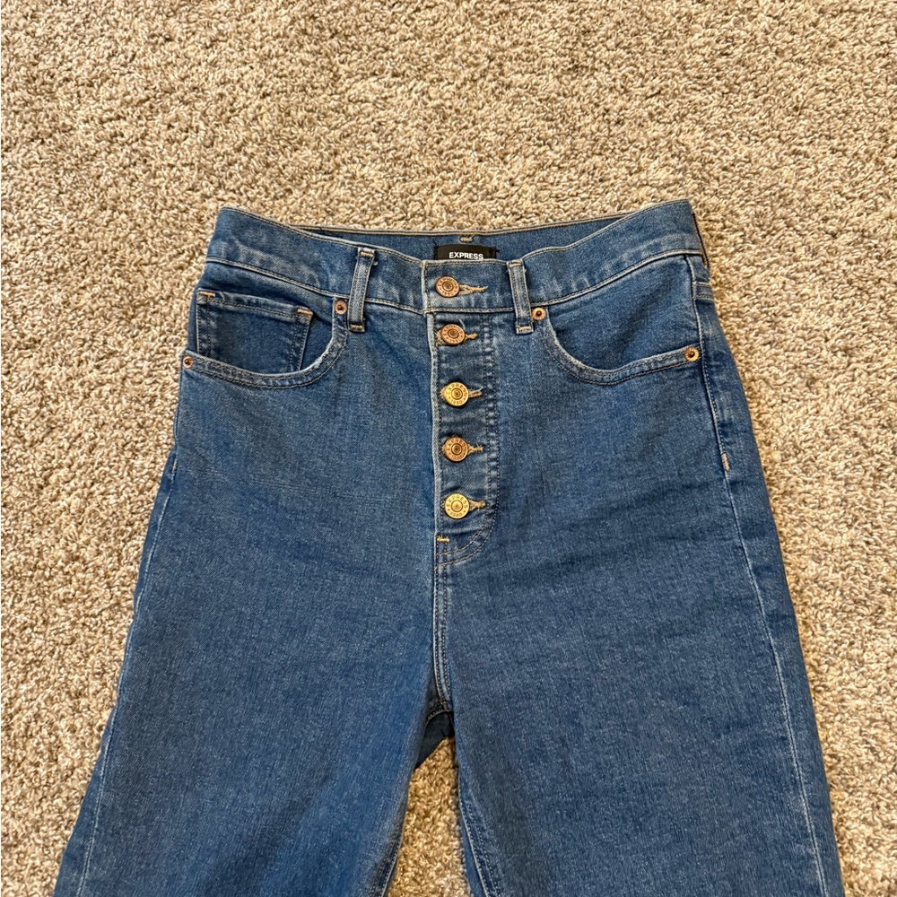 Express Jeans - Picture 3 of 6